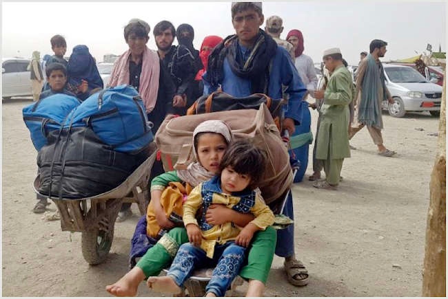 Afghanistan people in the Pakistan border